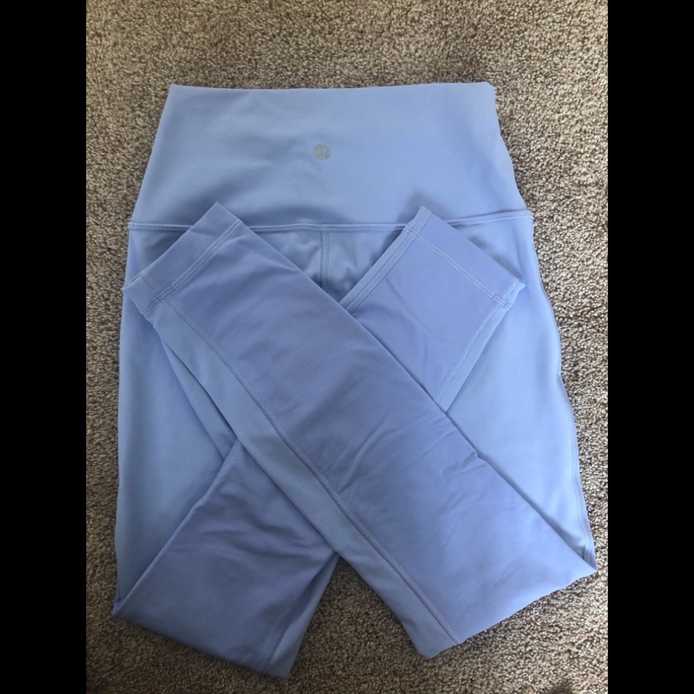 NWOT Lululemon Lavender Sew Wunder Under 25”